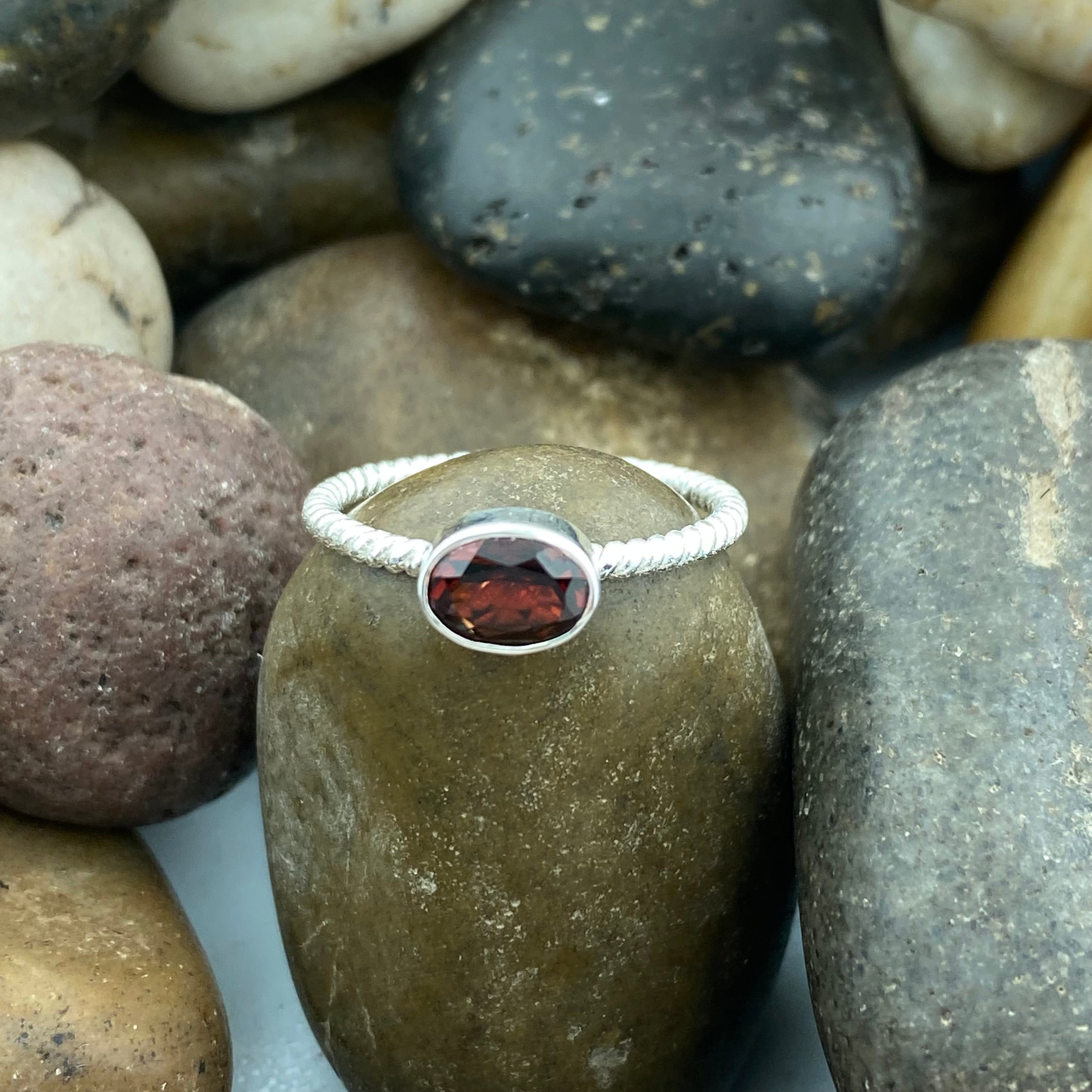 Garnet Ring 400