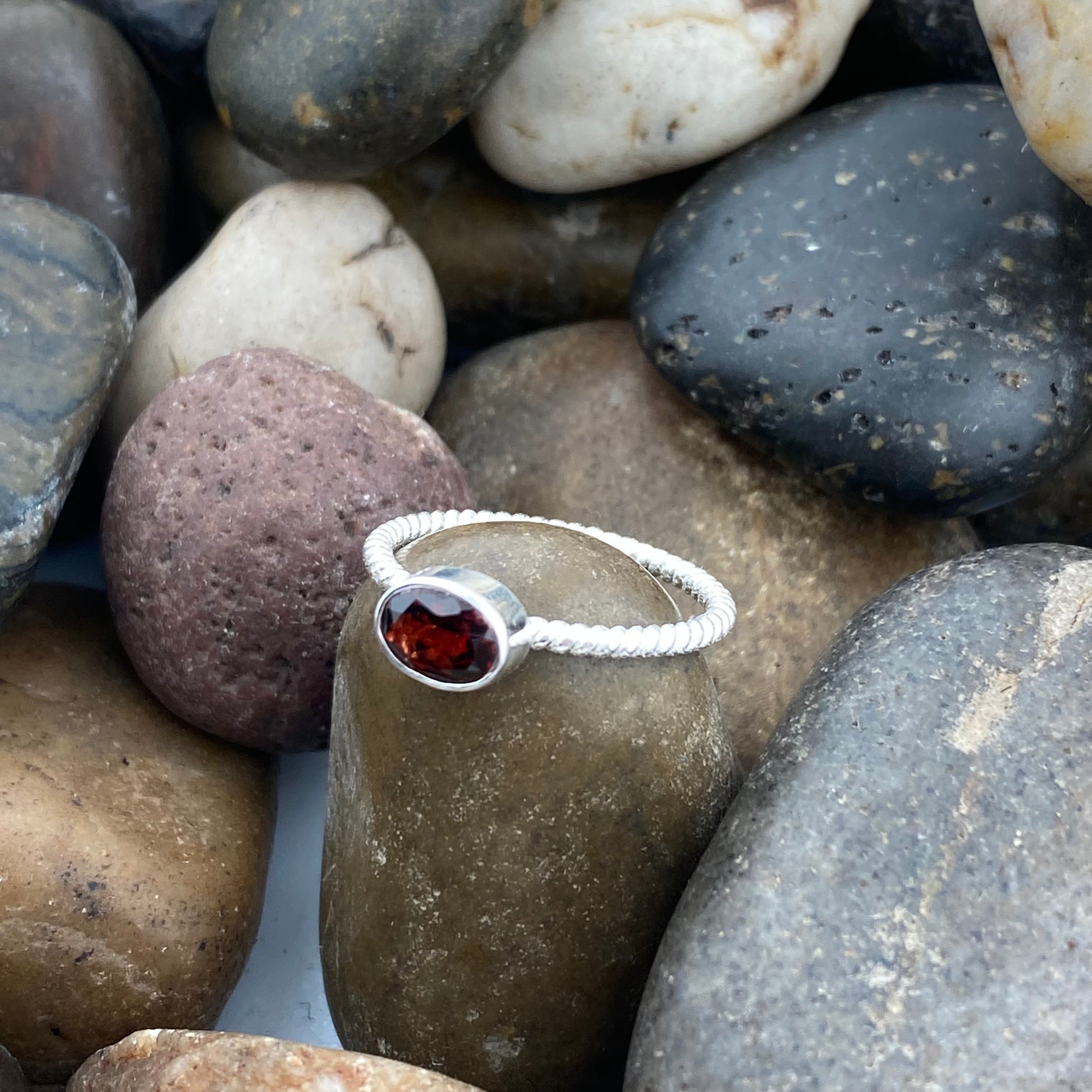 Garnet Ring 400 | Silver Street Jewellers