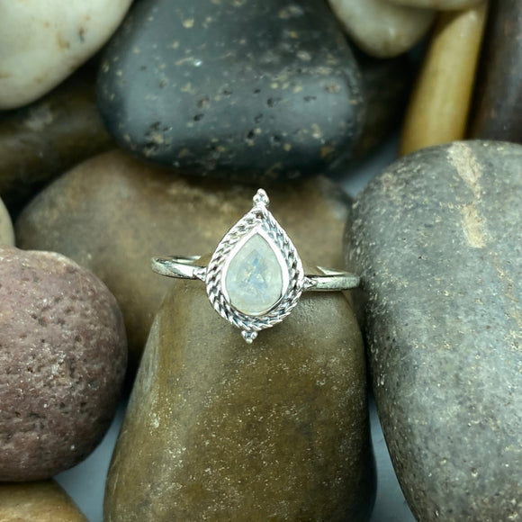 Moonstone Ring 386 - Silver Street Jewellers