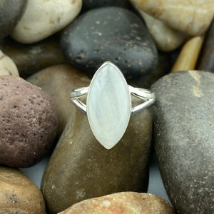 Moonstone Ring 405 - Silver Street Jewellers