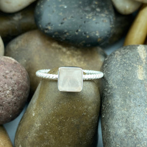 Rose Quartz Ring 123 - Silver Street Jewellers